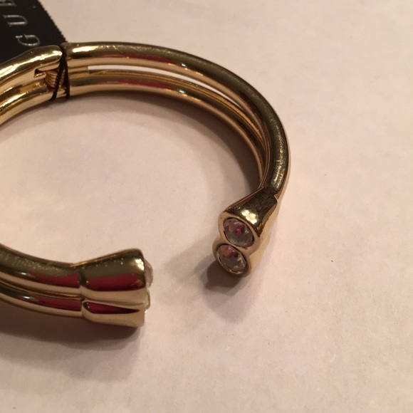 NWT Guess goldtone rhinestones open cuff bracelet - Picture 3 of 4